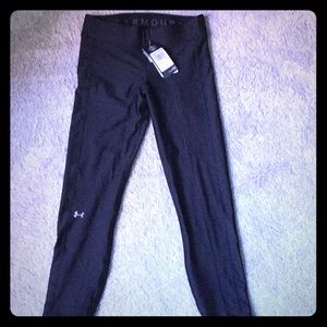 Under Amour black leggings size medium